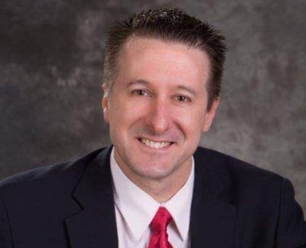 Headshot of Kyle Weaver